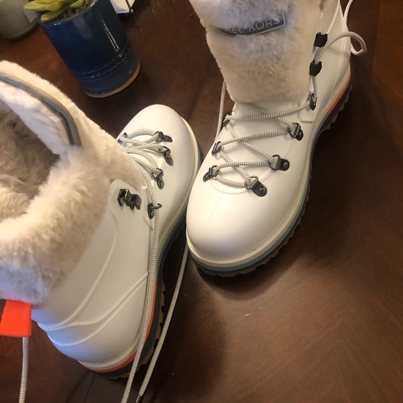 MICHAEL KORS BOOTS - Picture 3 of 4